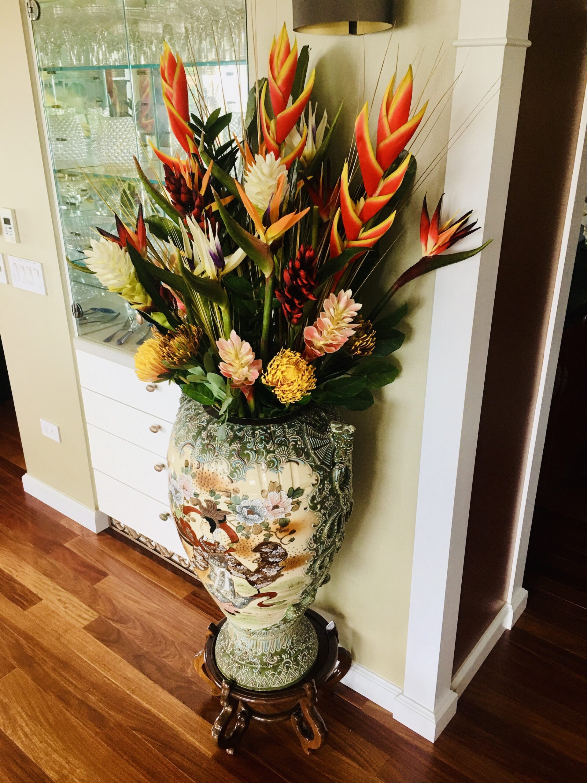 FAUX SHRUBS, TREES & FLOWERS Boxwoods, Vines, Succulents, etc